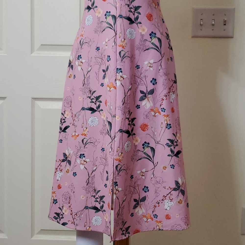 Dress - Picture 4 of 8